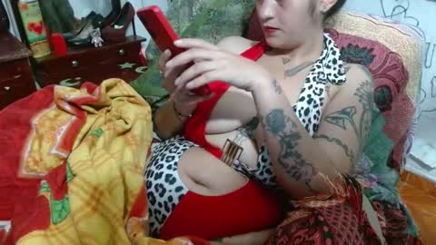 Snapshot of xxx_morena chatting on 02-27-25, 06:07 LILI online show from 02-27-25, 06:07