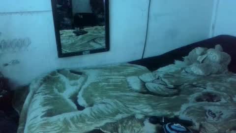 Snapshot of xxx_morena chatting on 10-28-25, 08:55 LILI online show from 10-28-25, 08:55