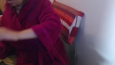 Ayanda online show from 04-18-26, 06:34