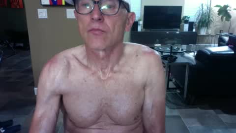 AZ  Available online show from 06-03-26, 02:47