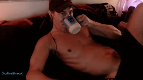 Snapshot of xxxfiveninexxx chatting on 10-11-25, 02:00 XxxFiveNinexxX online show from 10-11-25, 02:00