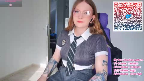 Snapshot of xxxhentaition chatting on 04-17-26, 07:00 Keira online show from 04-17-26, 07:00
