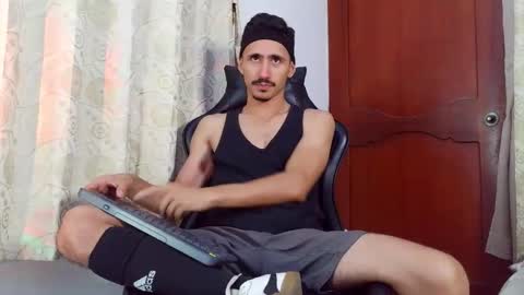 Kev online show from 04-24-26, 07:38