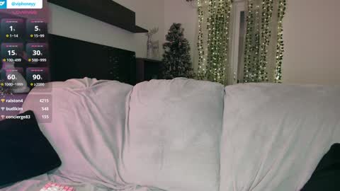 Snapshot of xxxhoneyxx chatting on 01-10-25, 02:46 Onlyfanz online show from 01-10-25, 02:46