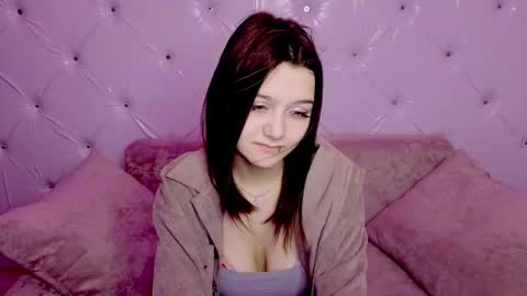 Snapshot of xxxnaughtyfoxxx chatting on 03-07-26, 10:45 foxy online show from 03-07-26, 10:45
