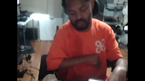 Snapshot of xxxonwheelz chatting on 09-23-25, 06:44 xxxonwheelz online show from 09-23-25, 06:44