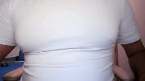 Snapshot of xxxotter chatting on 05-26-26, 11:39 xxxotter online show from 05-26-26, 11:39