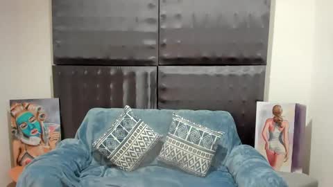 Snapshot of xxxsarita_cute chatting on 02-18-25, 04:58 Sara online show from 02-18-25, 04:58