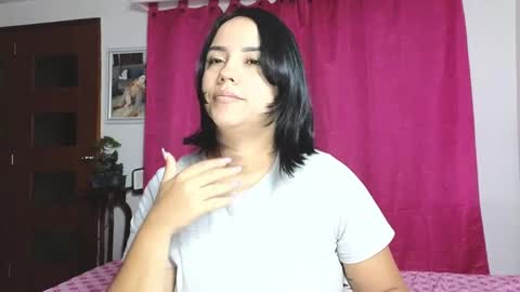 Snapshot of xxxtatianabustyxxx chatting on 05-06-26, 10:20 xxxtatianabustyxxx online show from 05-06-26, 10:20
