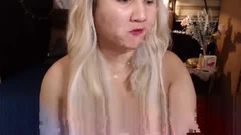 Angela online show from 01-12-26, 11:04