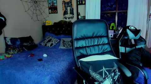 Snapshot of xzerox_ chatting on 05-31-26, 02:31 xzerox_ online show from 05-31-26, 02:31
