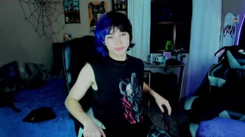 Snapshot of xzerox_ chatting on 06-03-26, 02:03 xzerox_ online show from 06-03-26, 02:03