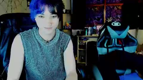 Snapshot of xzerox_ chatting on 06-11-26, 01:16 xzerox_ online show from 06-11-26, 01:16