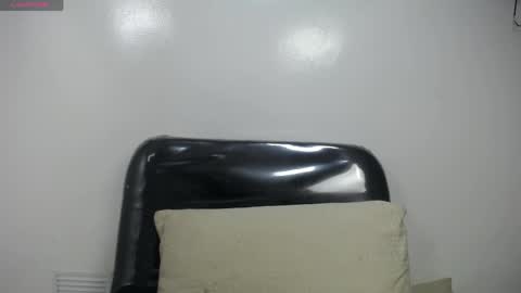 yazhini online show from 04-22-26, 11:23