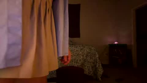 yagirlpeachezzz online show from 06-30-26, 06:14