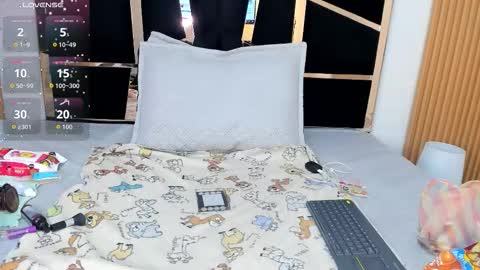 Snapshot of yahaira__ chatting on 12-02-25, 04:46 Yahaira online show from 12-02-25, 04:46