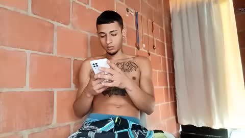 Yajz online show from 10-24-25, 01:18