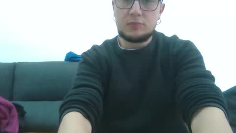 Snapshot of yakajoe97 chatting on 11-24-25, 11:32 yakajoe97 online show from 11-24-25, 11:32