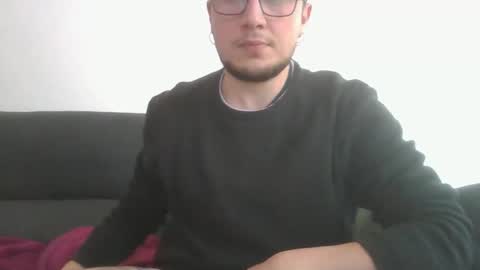 Snapshot of yakajoe97 chatting on 12-05-25, 01:42 yakajoe97 online show from 12-05-25, 01:42