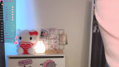 Snapshot of yakamozamazing chatting on 06-29-26, 12:39 yakamozamazing online show from 06-29-26, 12:39