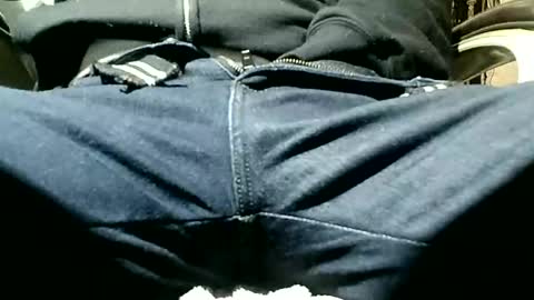 Snapshot of yamagrow chatting on 05-17-26, 11:23 yamagrow online show from 05-17-26, 11:23