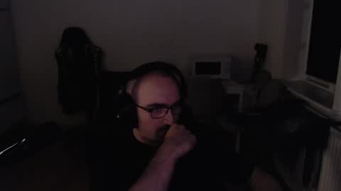 YamilLamal online show from 10-26-25, 11:20