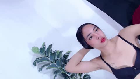 yams_kitty69 online show from 11-02-25, 11:56