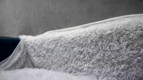 Snapshot of yana_squrel_22 chatting on 12-20-25, 02:18 Yana online show from 12-20-25, 02:18