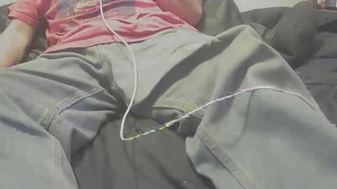 yangolox3 online show from 10-13-25, 04:18