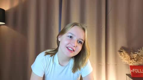 Kate online show from 09-10-25, 01:11