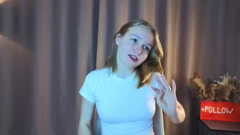 Kate online show from 09-15-25, 02:06