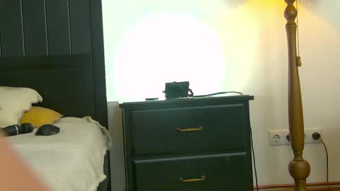 Snapshot of yanira_ass_ chatting on 05-24-26, 04:17 yanira_ass_ online show from 05-24-26, 04:17