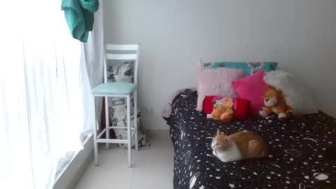 yanis_ariel12 online show from 09-14-25, 06:51