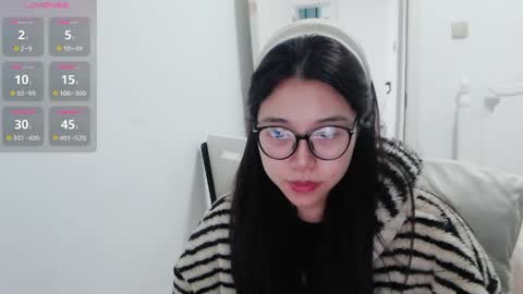 yaoyaoliu online show from 04-05-26, 11:51