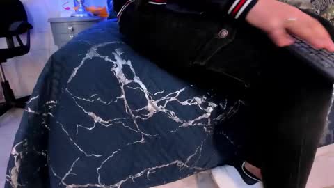 Yara Bliss  online show from 12-21-25, 04:03