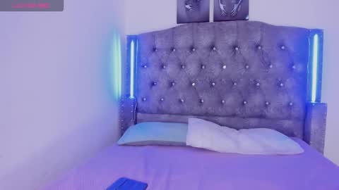 Snapshot of yara_flamer chatting on 12-05-25, 11:41 Yara online show from 12-05-25, 11:41