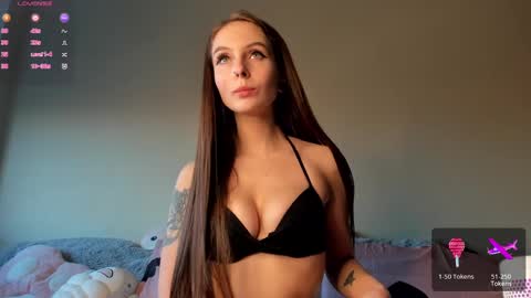 Yara online show from 01-17-25, 12:42