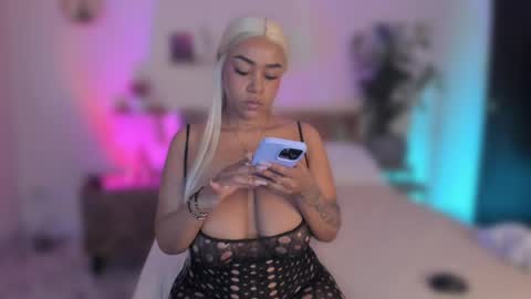 Yary online show from 04-23-26, 03:03