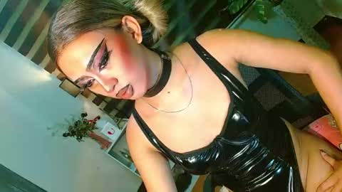 miss yasii online show from 04-23-26, 03:14