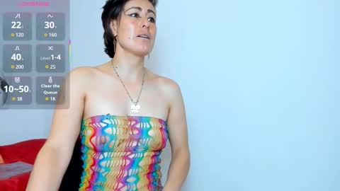 Snapshot of yasmin_goldenst chatting on 09-25-25, 08:34 Yasemin online show from 09-25-25, 08:34