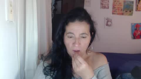 yasmin_love85 online show from 02-10-26, 02:32