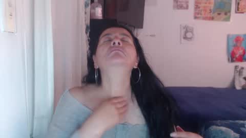 yasmin_love85 online show from 05-26-26, 01:51