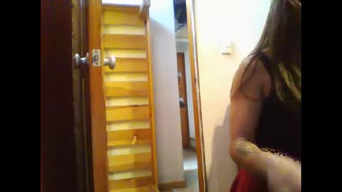 Yasmin Paez online show from 10-21-25, 07:47