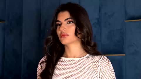 Yasmina  online show from 01-12-26, 04:39