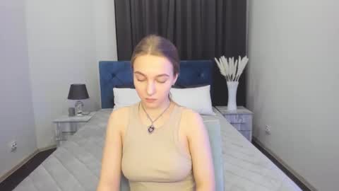 Snapshot of yasminasage chatting on 01-18-25, 08:09 Yasmina online show from 01-18-25, 08:09