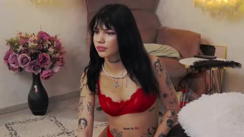 Snapshot of yasminstorm chatting on 01-22-25, 04:44 YasminStorm online show from 01-22-25, 04:44