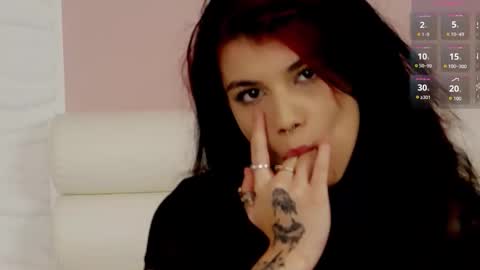 Snapshot of yasminstorm chatting on 10-21-25, 04:46 YasminStorm online show from 10-21-25, 04:46