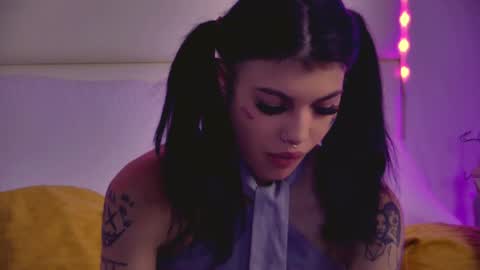 Snapshot of yasminstormx chatting on 05-24-26, 04:06 Diana online show from 05-24-26, 04:06