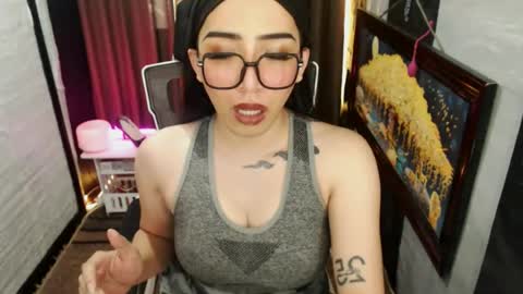 yassiered online show from 05-17-26, 09:06