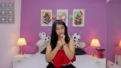Yaya  online show from 07-01-26, 12:07